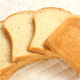 低糖質デニッシュ食パン4斤(4枚＋耳つき×4袋)
